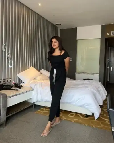 Call Girls Habibpur Cash On Delivery